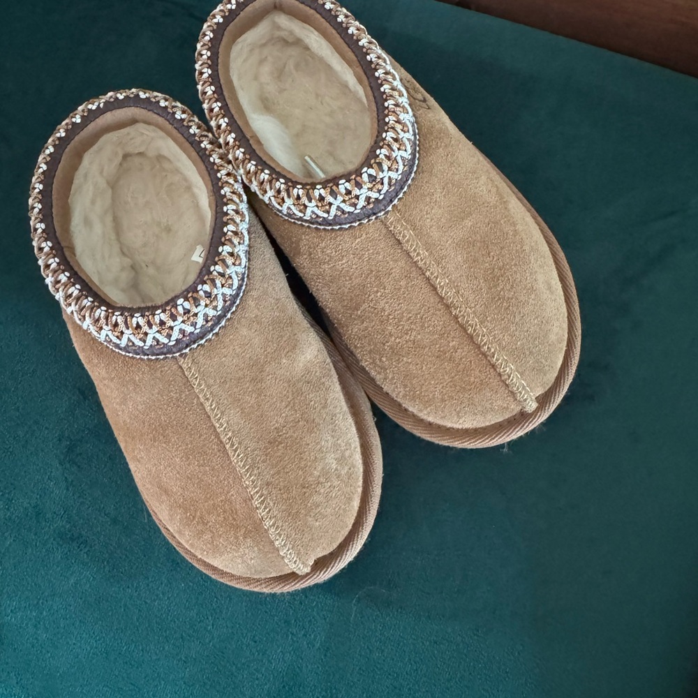 UGG Kids Tan Suede Slippers
